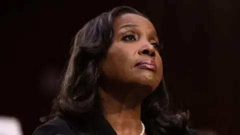 US Appeals Court Halts Trump from Dismissing Lisa Cook